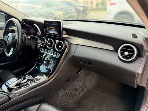 Used 2016 Mercedes-Benz C 300 Sedan image 12
