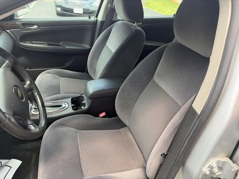 Used 2013 Chevrolet Impala LT FWD image 8