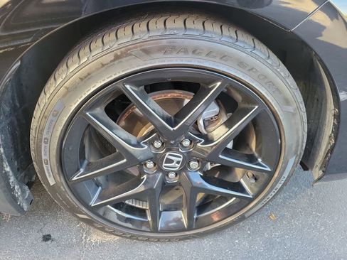 Used 2025 Honda Civic Sport image 9