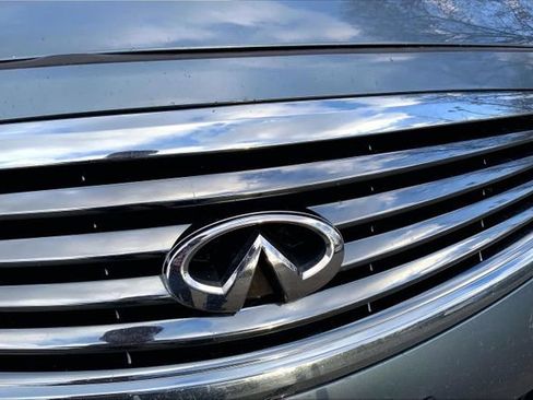 Used 2010 INFINITI G37 x w/ Premium Pkg image 5