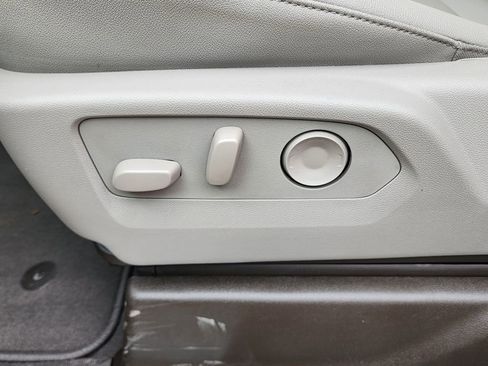 New 2026 GMC Sierra 1500 SLT w/ X31 Off-Road Package image 18