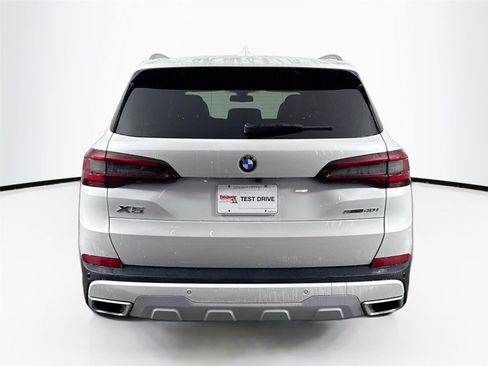 Used 2023 BMW X5 sDrive40i w/ Premium Package image 7