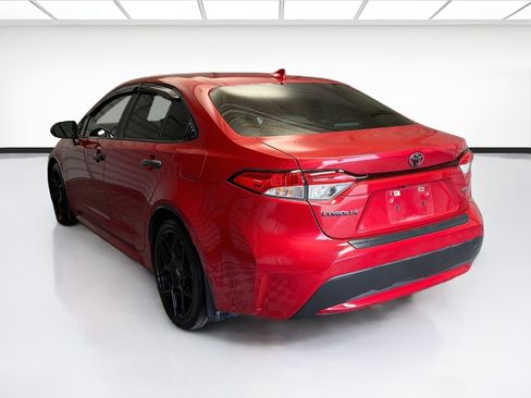 Used 2020 Toyota Corolla LE w/ Carpet Mat Package (TMS) FWD image 6