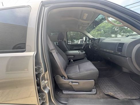 Used 2013 Chevrolet Silverado 2500 LT AWD/4WD image 9