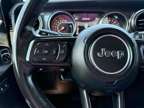 Used 2020 Jeep Wrangler Unlimited Sport AWD/4WD image 18