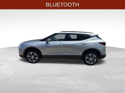Used 2024 Chevrolet Blazer LT w/ Convenience Package FWD image 4
