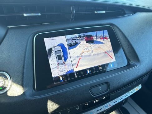 Used 2022 Cadillac XT4 Premium Luxury w/ Enhanced Visibility Package image 31