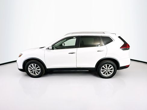Used 2018 Nissan Rogue SV FWD image 4