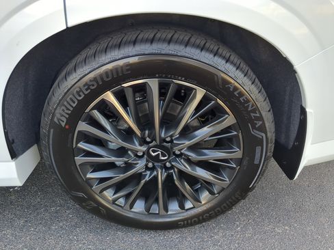 New 2026 INFINITI QX80 Autograph w/ Premium Cargo Package image 31