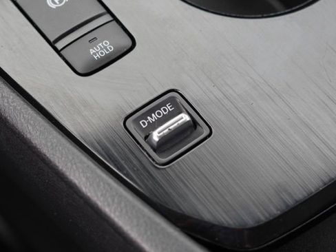 Used 2023 Nissan Rogue SV w/ SV Premium B Package FWD image 34