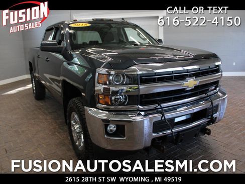 Used 2018 Chevrolet Silverado 2500 LT w/ LT Convenience Package AWD/4WD image 1
