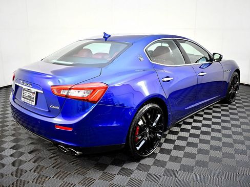 Used 2017 Maserati Ghibli S image 8