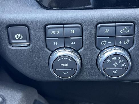 New 2026 GMC Sierra 1500 SLT w/ SLT Premium Plus Package image 23