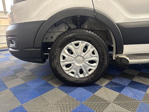 Certified 2025 Ford Transit 250 Low Roof w/ Exterior Upgrade Package RWD image 27
