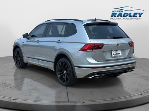 Used 2021 Volkswagen Tiguan SE R-Line w/ 3rd Row Seat Package AWD/4WD image 4