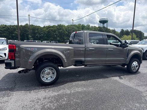 Used 2026 Ford F450 King Ranch w/ Chrome Package AWD/4WD image 8