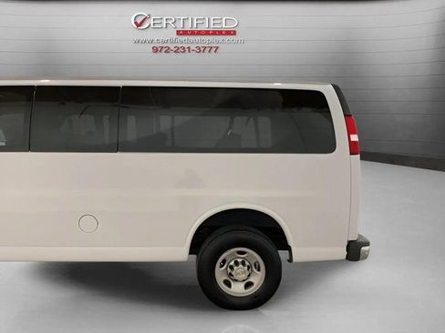 Used 2023 Chevrolet Express 3500 LT w/ LT Preferred Equipment Group image 9