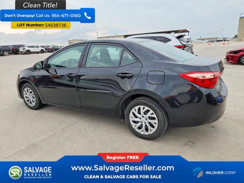 Used 2018 Toyota Corolla LE FWD image 3