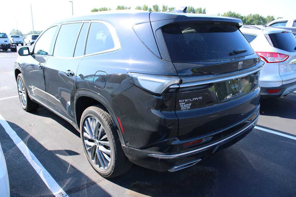 Used 2026 Buick Enclave Avenir w/ Super Cruise Package AWD/4WD image 8