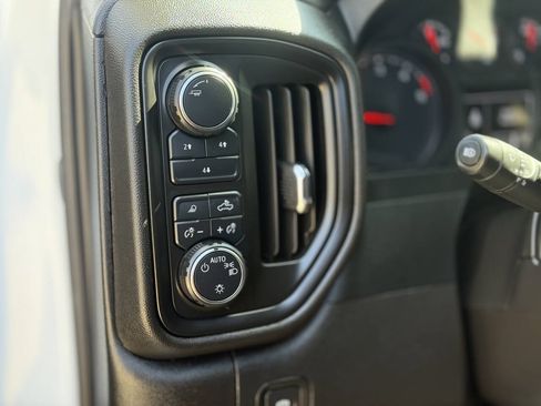 Used 2024 Chevrolet Silverado 2500 W/T AWD/4WD image 15