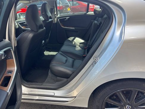 Used 2016 Volvo S60 T5 Premier w/ Climate Package AWD/4WD image 14