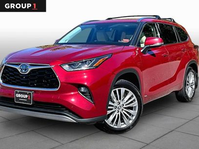 Used 2023 Toyota Highlander Platinum