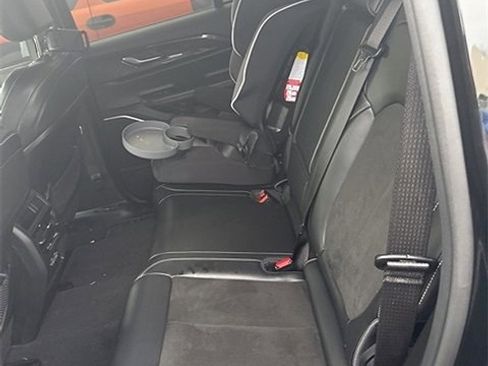 Used 2022 Jeep Grand Cherokee Altitude image 7