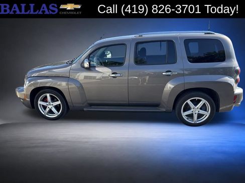 Used 2011 Chevrolet HHR LT w/ LT Preferred Equipment Group FWD image 6