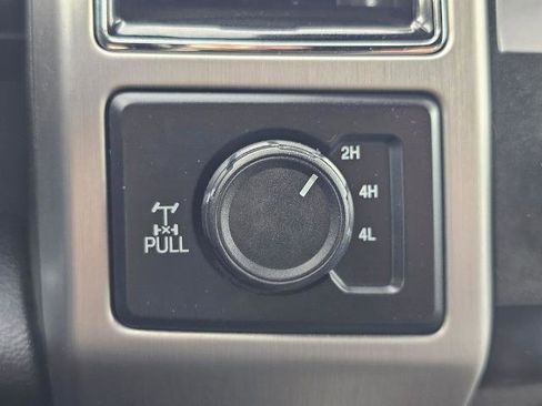 Certified 2021 Ford F350 Platinum w/ Tremor Off-Road Package image 27