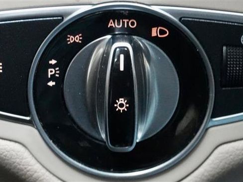 Used 2016 Mercedes-Benz C 300 4MATIC Sedan image 35