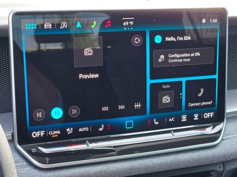 Certified 2025 Volkswagen Tiguan S image 19