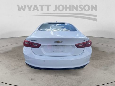 Used 2024 Chevrolet Malibu LT FWD image 8