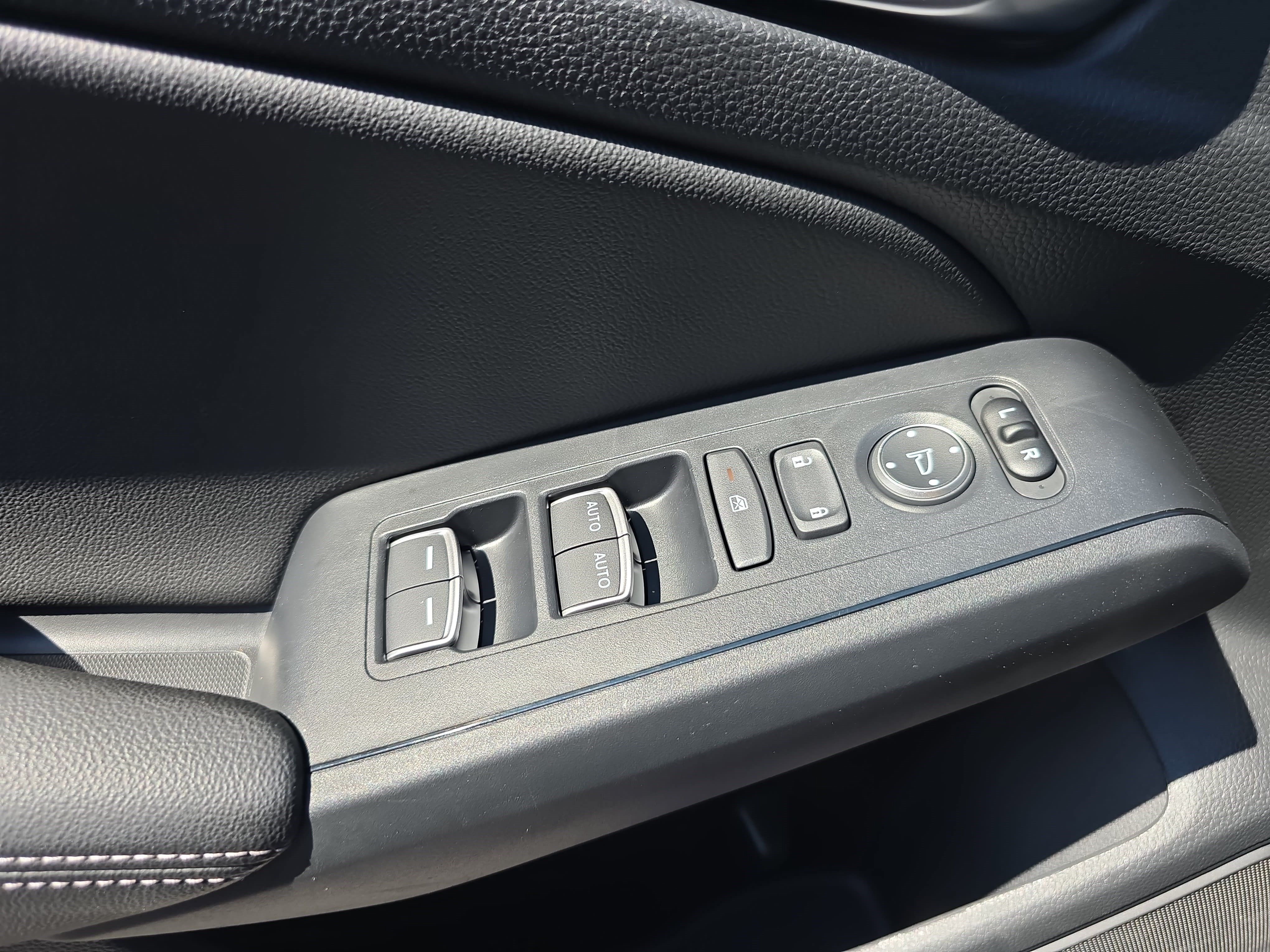 Certified 2024 Honda Civic EX-L image 26