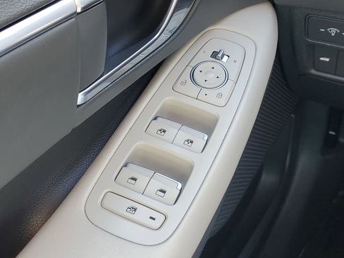 Used 2023 Hyundai Sonata SEL FWD image 13