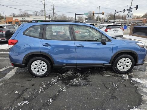 Used 2023 Subaru Forester image 7