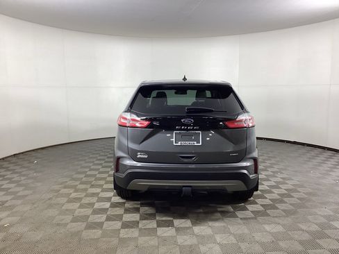 Used 2023 Ford Edge SEL w/ Convenience Package image 3