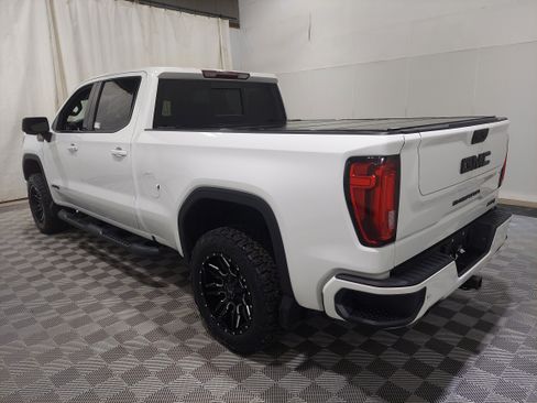 Used 2019 GMC Sierra 1500 AT4 w/ Off Road Performance Package AWD/4WD image 2