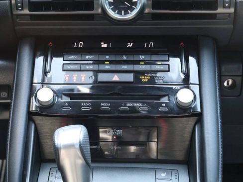 Used 2024 Lexus IS 500 RWD image 21
