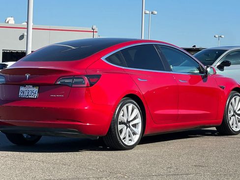 Used 2018 Tesla Model 3 Long Range AWD/4WD image 2