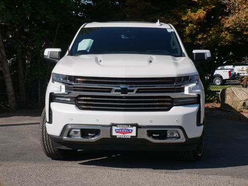 Used 2021 Chevrolet Silverado 1500 High Country w/ Technology Package image 35