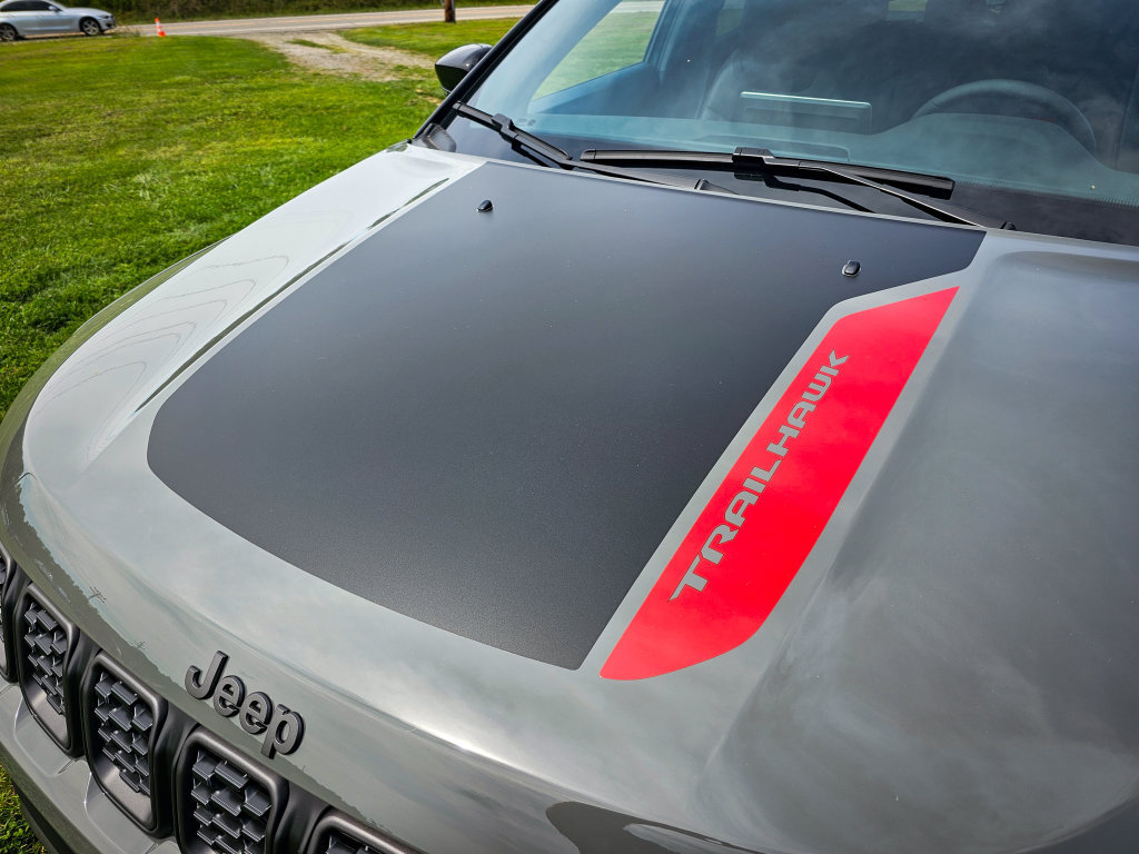 New 2026 Jeep Compass Trailhawk AWD/4WD image 9