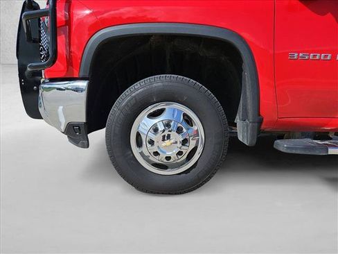 Used 2025 Chevrolet Silverado 3500 LT AWD/4WD image 23