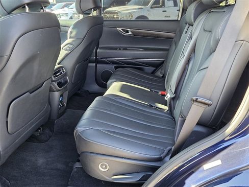 Used 2024 Genesis GV80 2.5T image 11