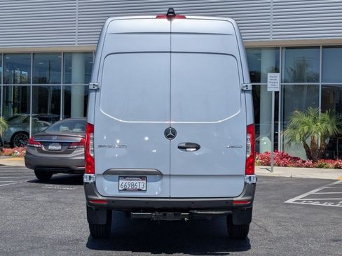 Certified 2025 Mercedes-Benz Sprinter 2500 image 7