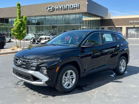 New 2026 Hyundai Tucson SE AWD/4WD image 1