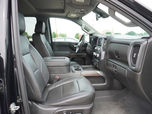 Used 2019 GMC Sierra 1500 SLT w/ SLT Premium Plus Package AWD/4WD image 9