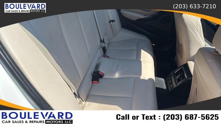 Used 2017 BMW 330i xDrive Sedan AWD/4WD image 36