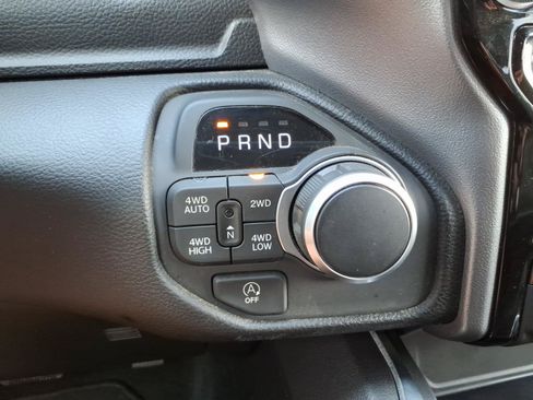 Used 2025 RAM 1500 Big Horn AWD/4WD image 23