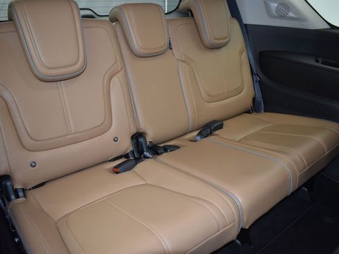 Certified 2025 INFINITI QX80 Sensory image 24