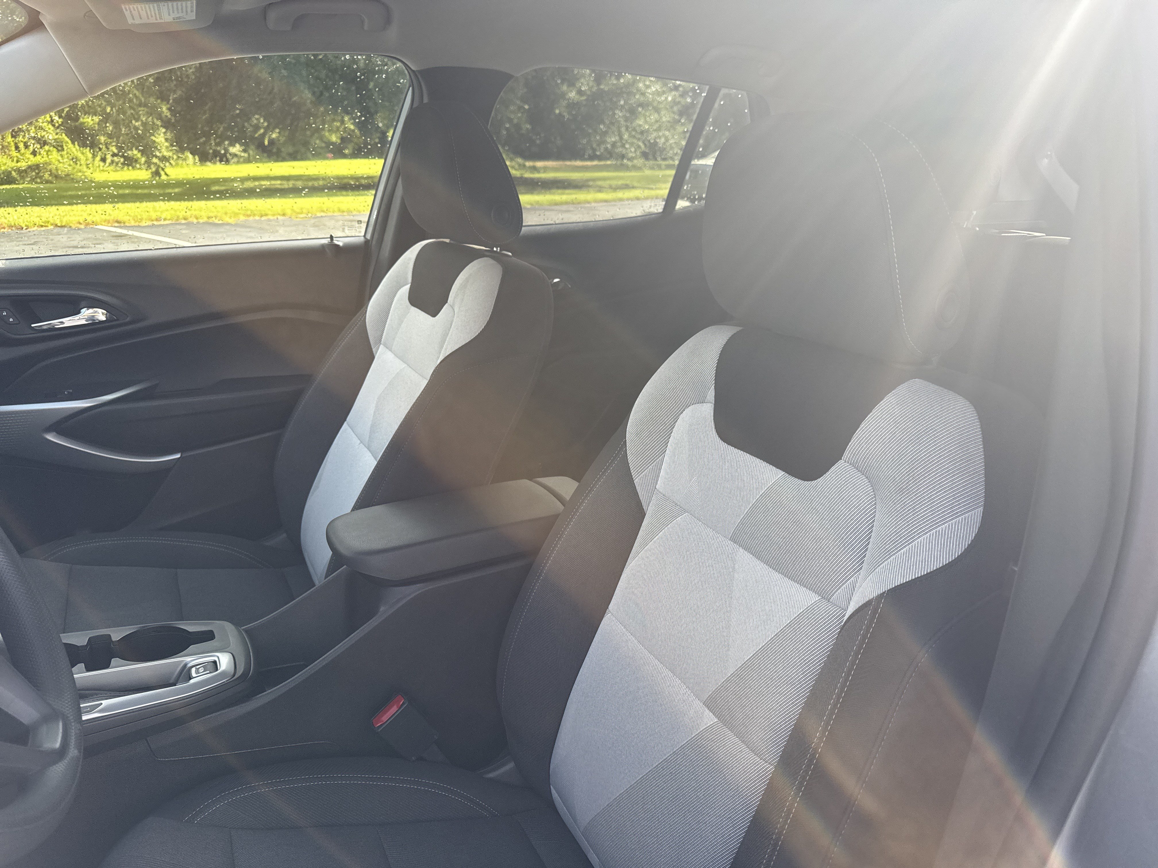 Used 2026 Chevrolet Trax LS FWD image 14